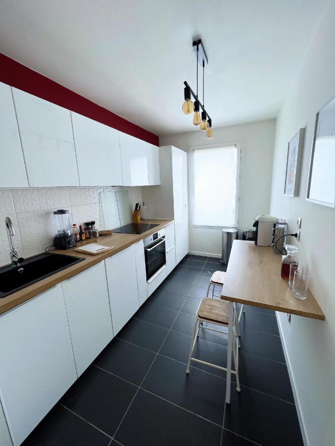 Charme Et Douceur By Uta House Appartement Saint-Denis  Buitenkant foto