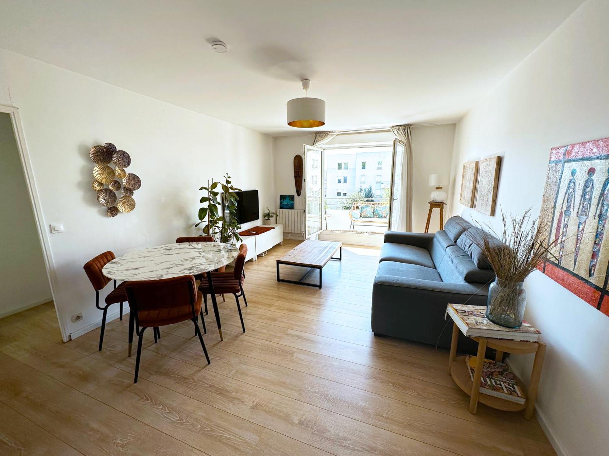 Charme Et Douceur By Uta House Appartement Saint-Denis  Buitenkant foto