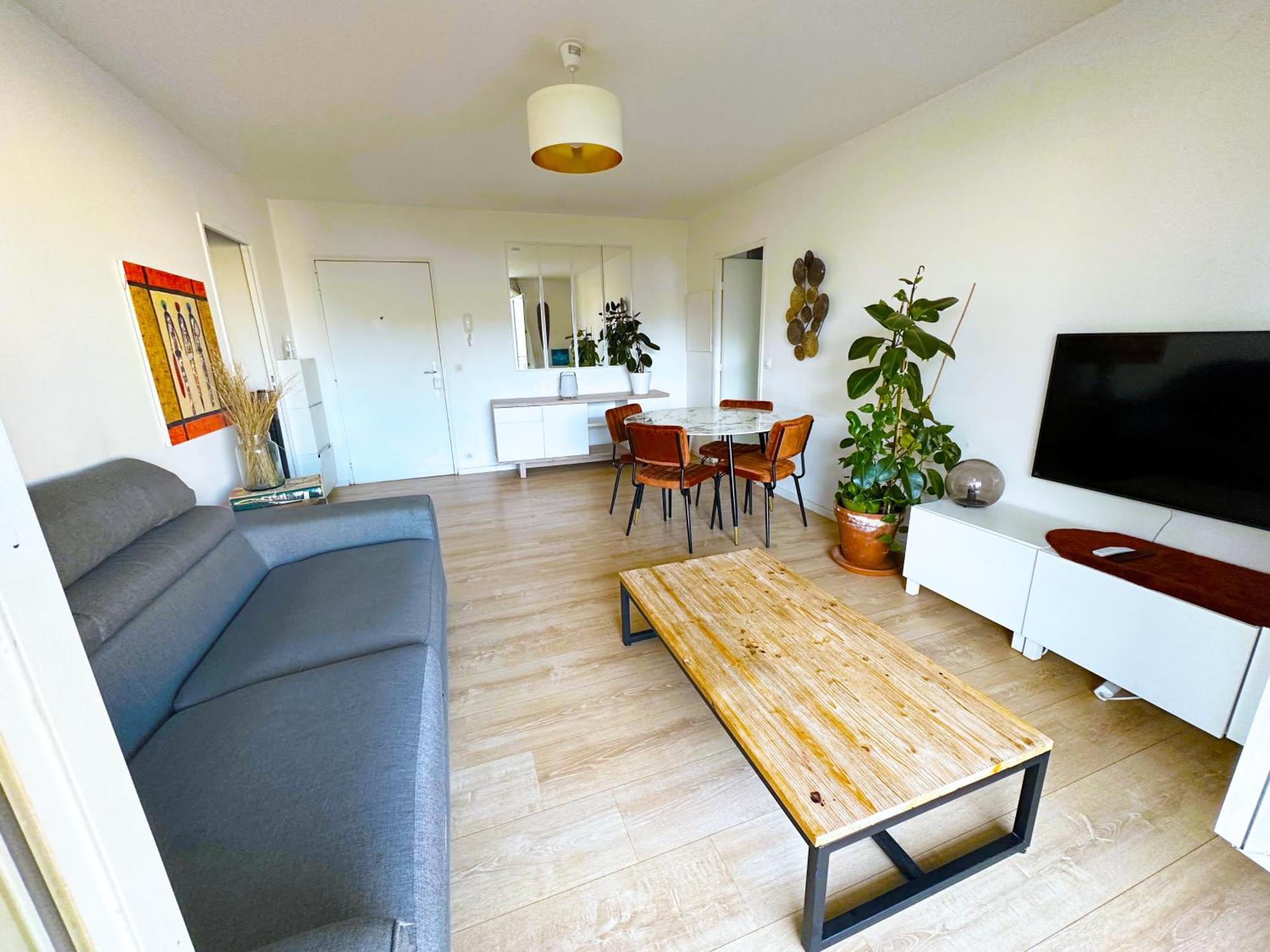 Charme Et Douceur By Uta House Appartement Saint-Denis  Buitenkant foto